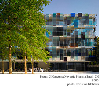 Forum 3 Hauptsitz Novartis Pharma Basel  CH 2005 photo: Christian Richters