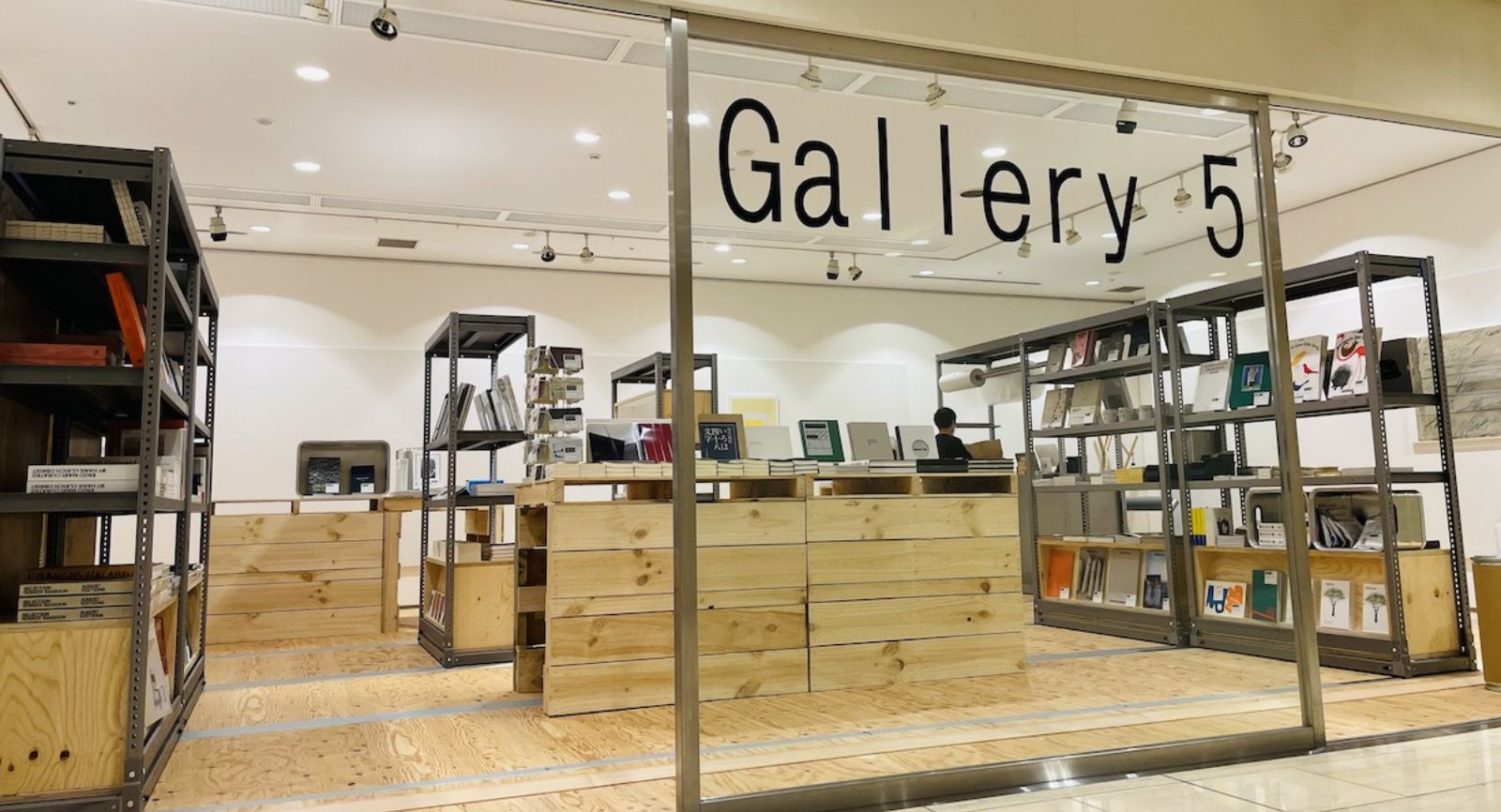 Gallery5 店舗写真