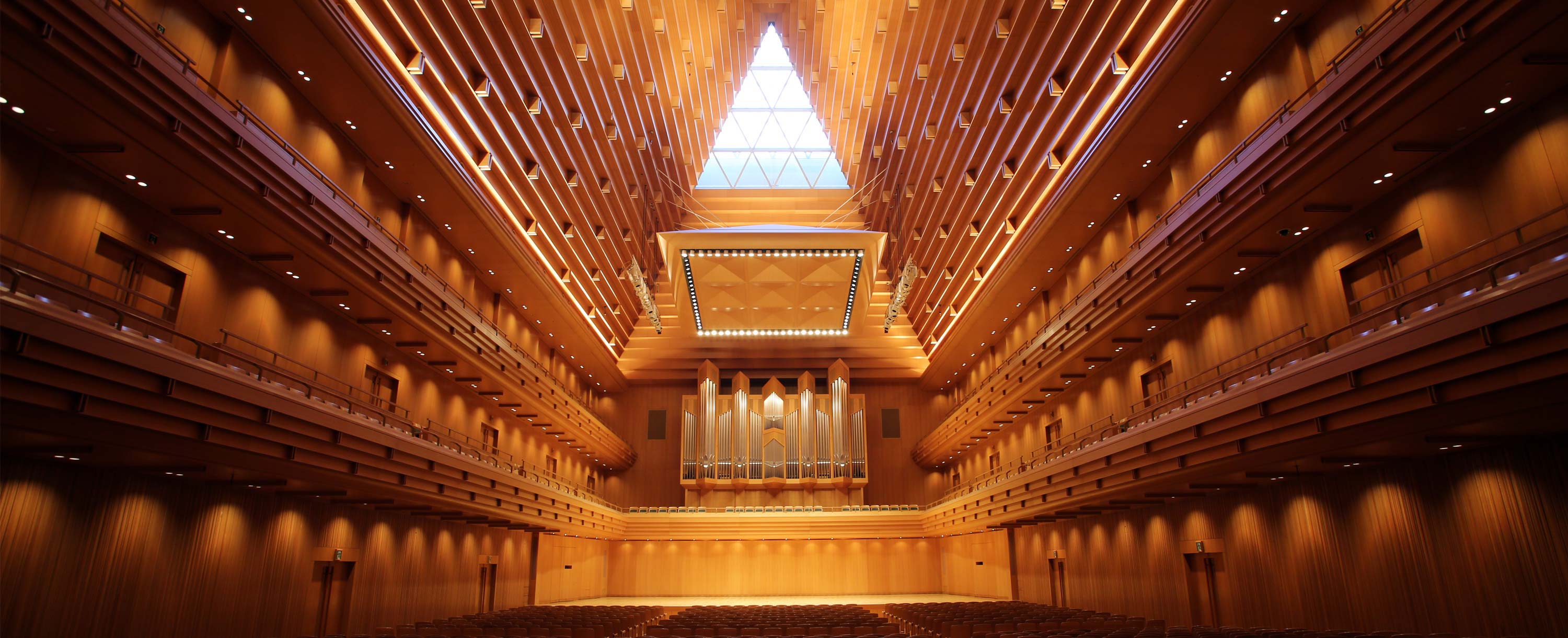 東京オペラシティ コンサートホール／リサイタルホール