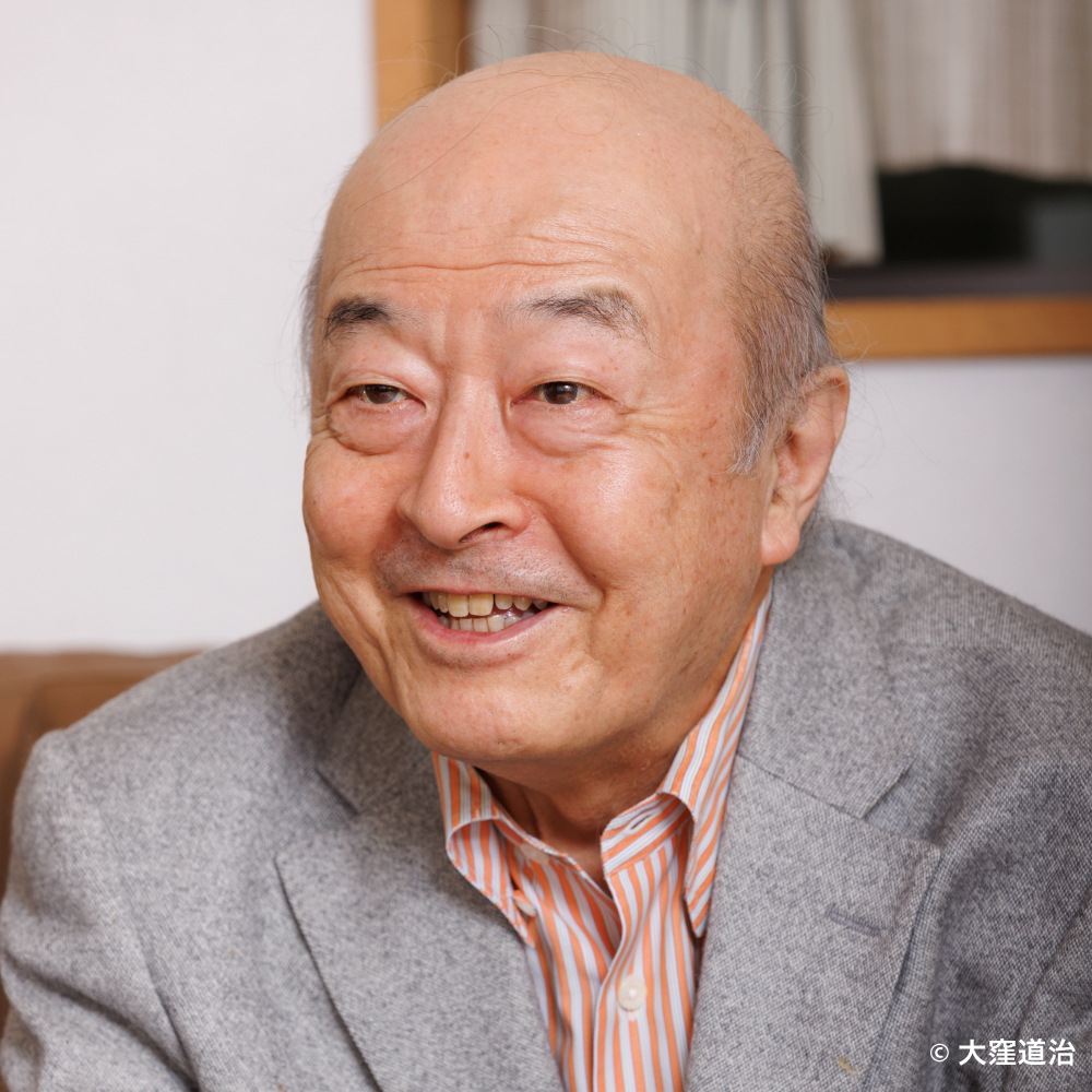 インタビュー